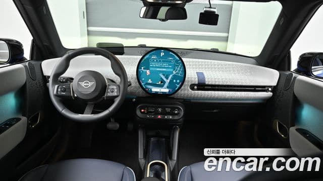 Mini Cooper Электрический (Electric) 4세대 SE favored, 2024 6