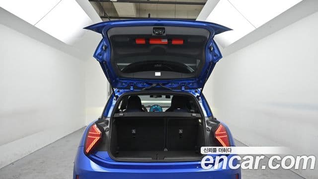 Mini Cooper Электрический (Electric) 4세대 SE favored, 2024 9