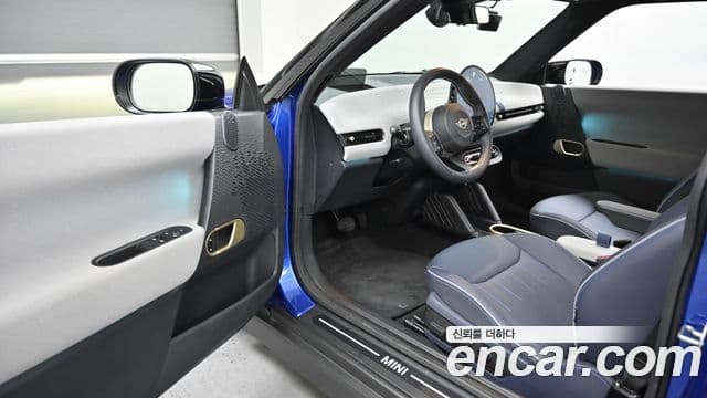 Mini Cooper Электрический (Electric) 4세대 SE favored, 2024 11