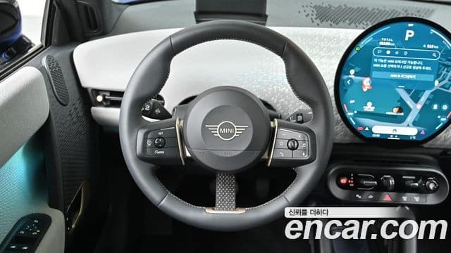 Mini Cooper Электрический (Electric) 4세대 SE favored, 2024 13