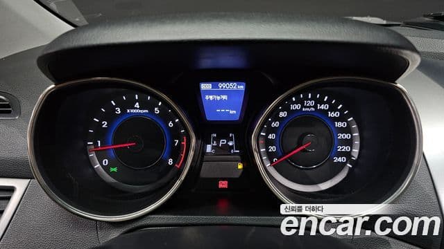 Hyundai Avante MD Premier, 2011 8