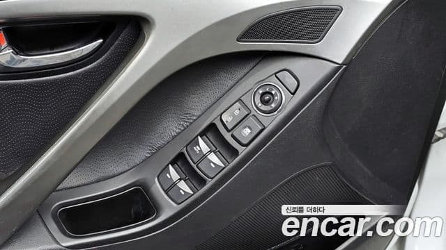 Hyundai Avante MD Premier, 2011 18