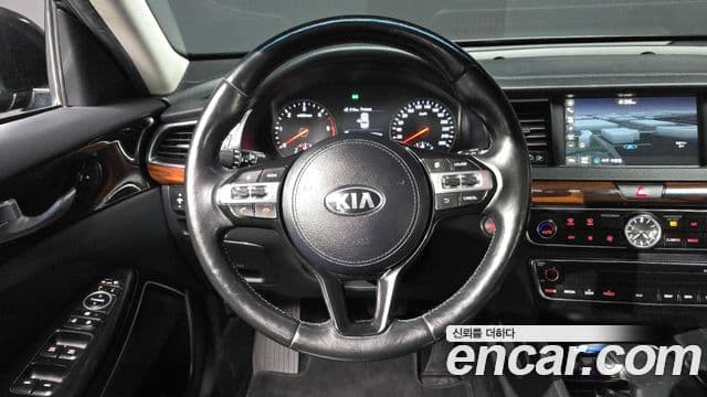 Kia All New K7 Prestige, 2017 13