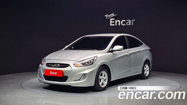Hyundai Accent(новый кузов / новое поколение) Premier, 2011 1