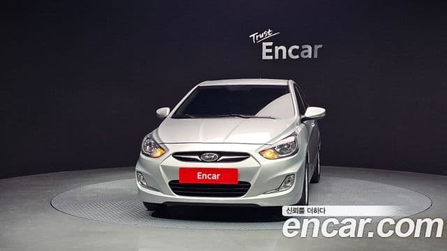 Hyundai Accent(новый кузов / новое поколение) Premier, 2011 3