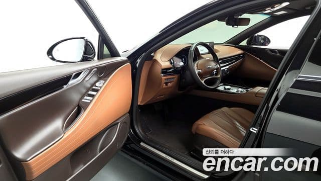 Genesis G80 (RG3) бензин 2.5 турбо 2WD, 2024 10