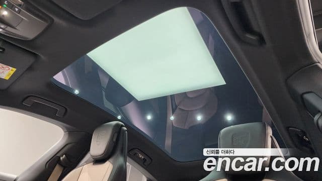 Porsche 타이칸 4S, 2025 19