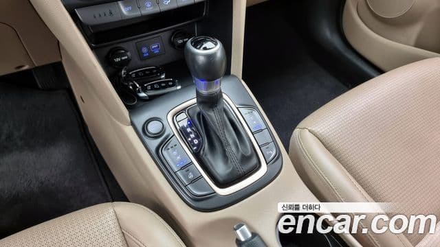 Hyundai Kona Modern Art, 2018 9