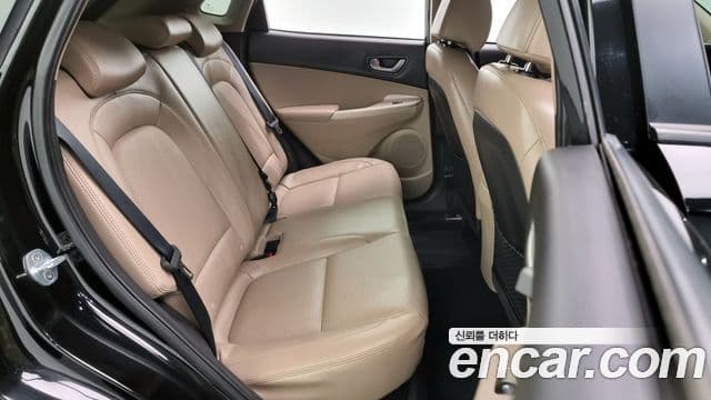 Hyundai Kona Modern Art, 2018 12