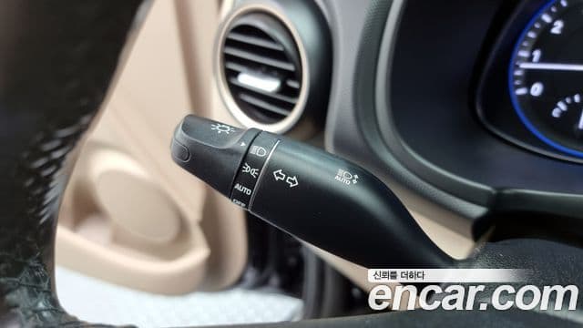 Hyundai Kona Modern Art, 2018 17