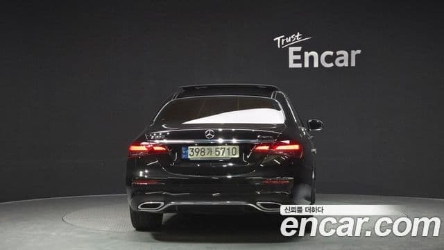 Mercedes-Benz E-класс W213 AMG Line, 2021 4