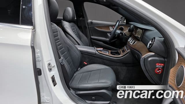 Mercedes-Benz E-класс W213 Exclusive, 2022 11