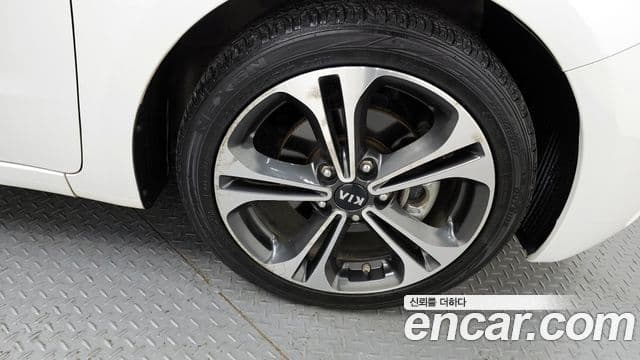 Kia K3 Trendy, 2013 все фото