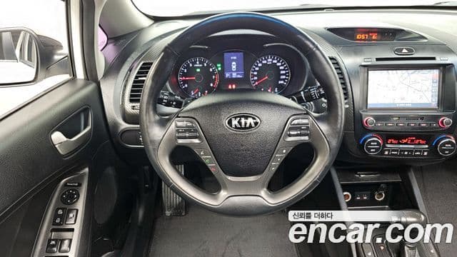 Kia K3 Trendy, 2013 13