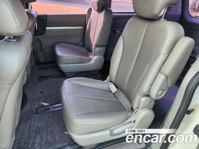 Kia Carnival R Premium, 2014 12