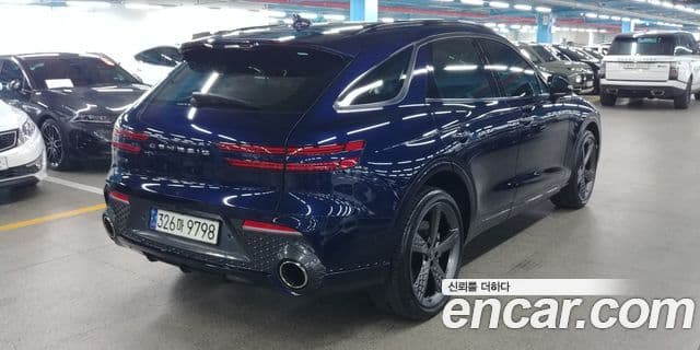 Genesis GV70, 2021 3