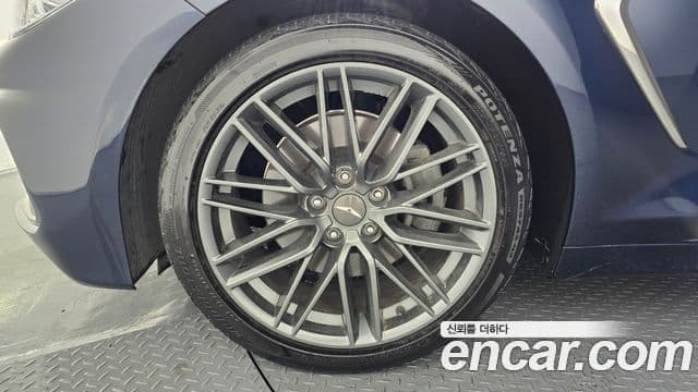 Genesis G70 Supreme, 2018 все фото