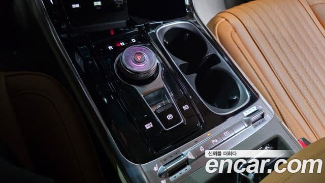 Kia Carnival 4세대 бензин 9인승 High Limousine(компания по спецнадстройкам), 2022 9