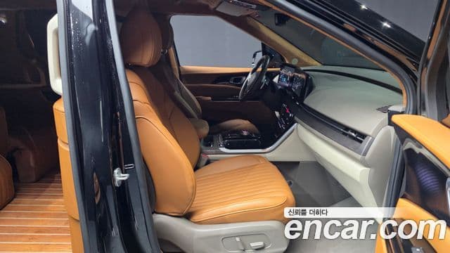 Kia Carnival 4세대 бензин 9인승 High Limousine(компания по спецнадстройкам), 2022 11