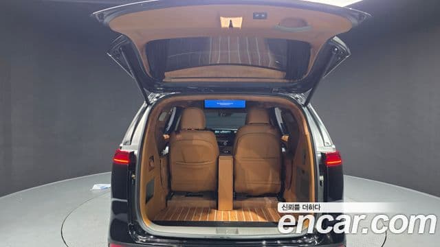 Kia Carnival 4세대 бензин 9인승 High Limousine(компания по спецнадстройкам), 2022 20