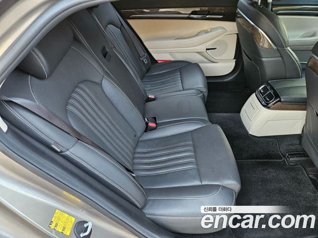 Genesis G90 Premium Luxury, 2019 2