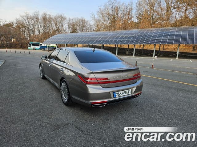 Genesis G90 Premium Luxury, 2019 8