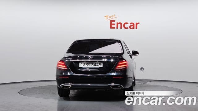 Mercedes-Benz E-класс W213 E300 Avantgarde Intelligent Drive, 2017 4