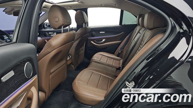 Mercedes-Benz E-класс W213 E300 Avantgarde Intelligent Drive, 2017 12