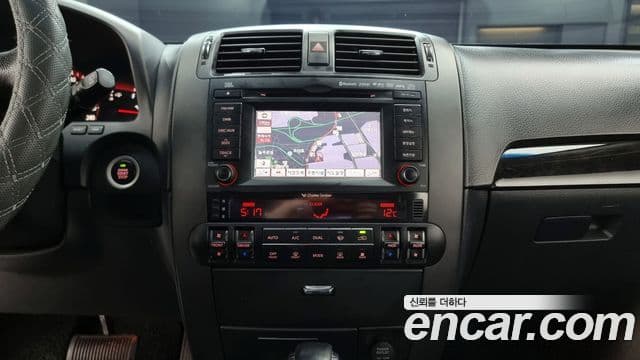 Kia Mohave 2WD KV300, 2012 14