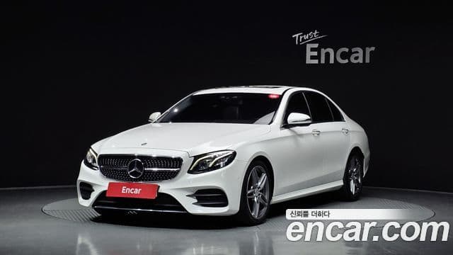 Mercedes-Benz E-класс W213 AMG Line, 2019 1