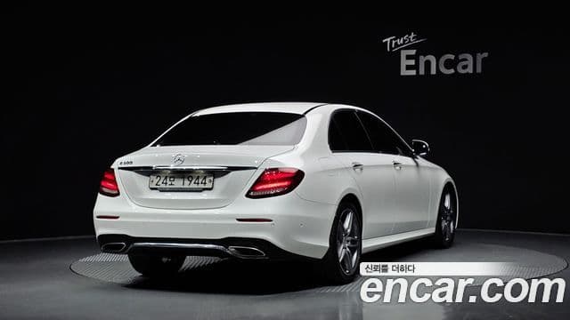 Mercedes-Benz E-класс W213 AMG Line, 2019 2