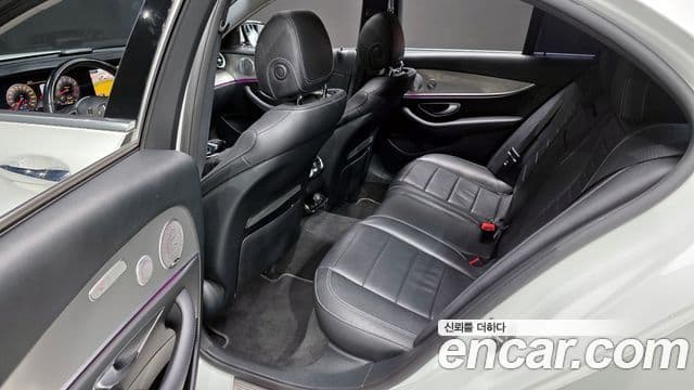 Mercedes-Benz E-класс W213 AMG Line, 2019 12