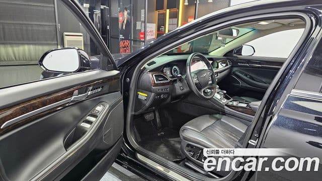 Genesis G90 Premium Luxury, 2020 10