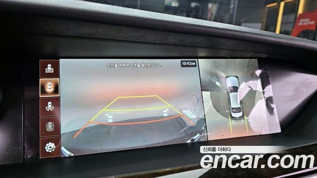 Genesis G90 Premium Luxury, 2020 16