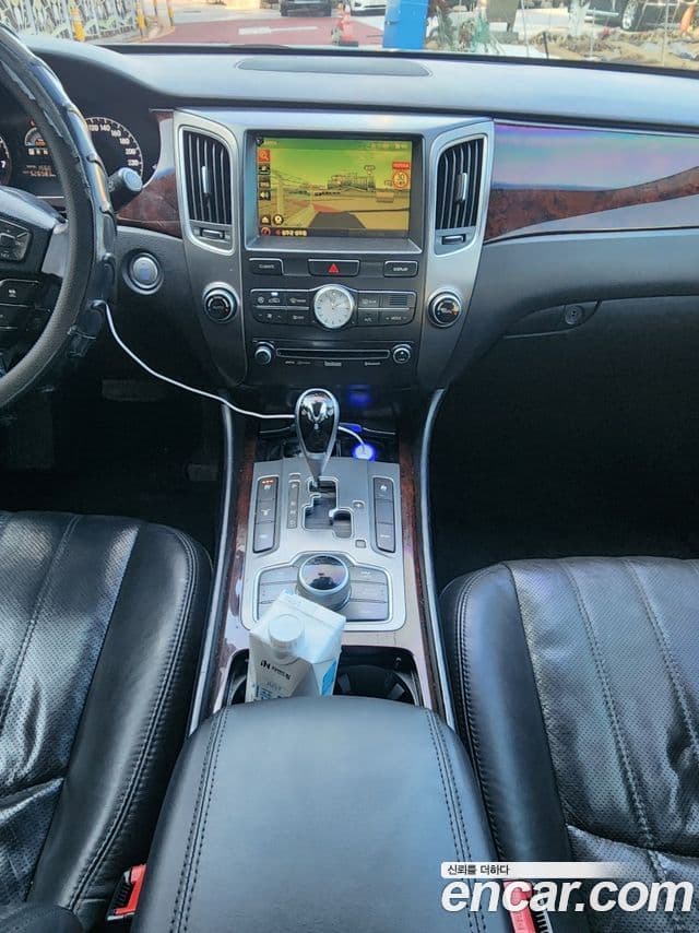 Hyundai Equus(новый кузов / новое поколение) 3.8 изменение конструкции (bi-fuel), 2012 6