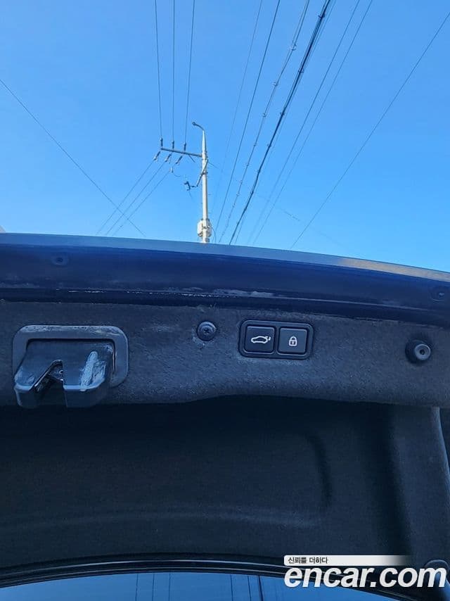 Hyundai Equus(новый кузов / новое поколение) 3.8 изменение конструкции (bi-fuel), 2012 10