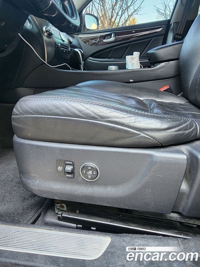 Hyundai Equus(новый кузов / новое поколение) 3.8 изменение конструкции (bi-fuel), 2012 15