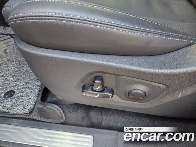 KG모빌리티(SsangYong) Musso Sport (Q250) Prestige, 2026 10