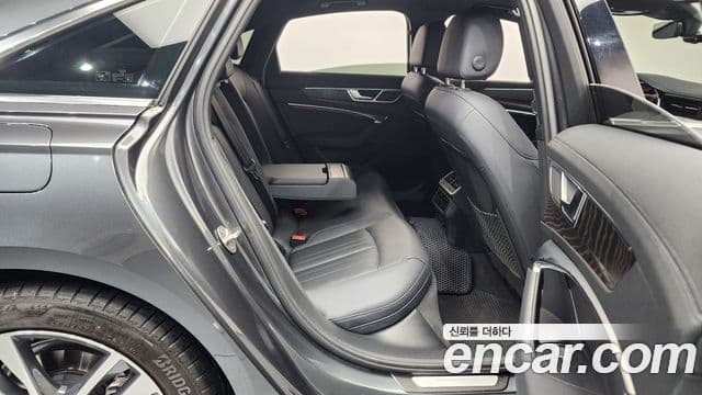 Audi A6 (C8) Premium, 2023 12