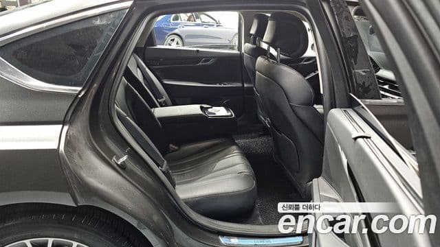 Genesis G80 (RG3) бензин 2.5 турбо 2WD, 2022 12