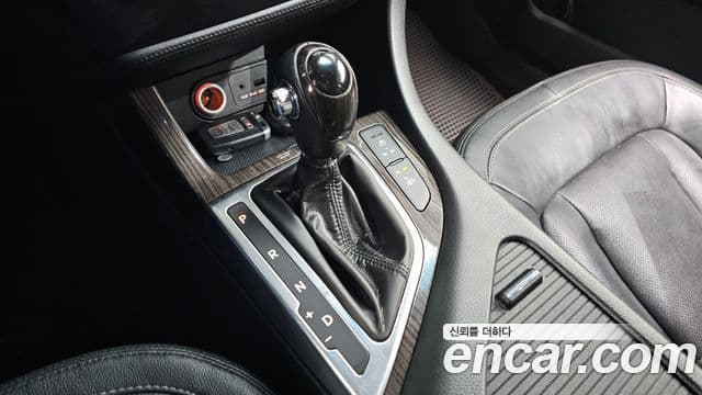 Kia K5 Prestige, 2013 9