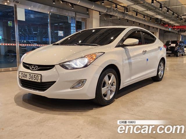 Hyundai Avante MD Luxury, 2011 1