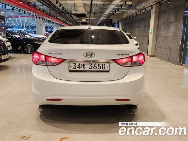 Hyundai Avante MD Luxury, 2011 4
