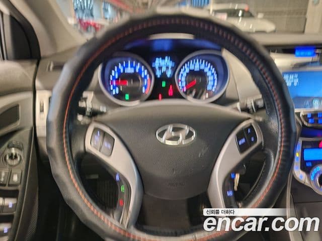 Hyundai Avante MD Luxury, 2011 14