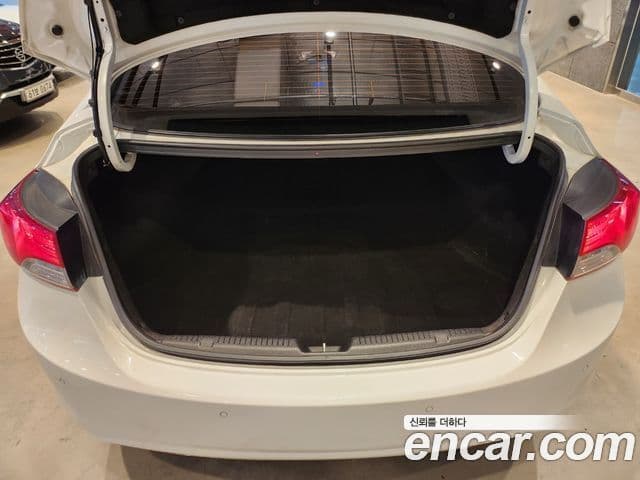 Hyundai Avante MD Luxury, 2011 17