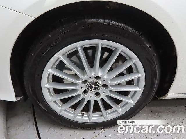 Mercedes-Benz E-класс W213 Exclusive, 2022 все фото