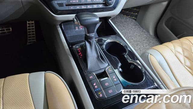 Kia The / новый New Carnival Prestige, 2020 9