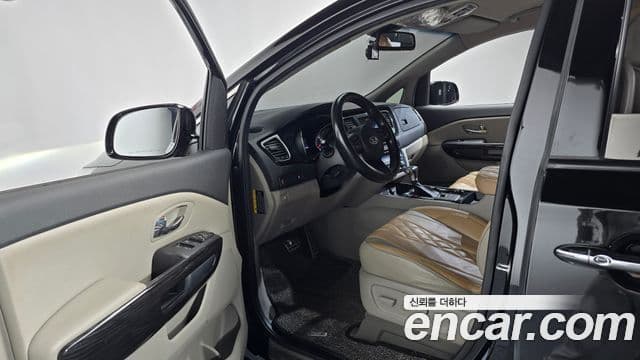 Kia The / новый New Carnival Prestige, 2020 10