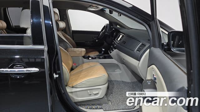 Kia The / новый New Carnival Prestige, 2020 11