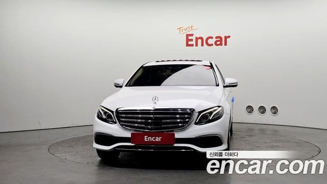 Mercedes-Benz E-класс W213 Exclusive, 2020 3